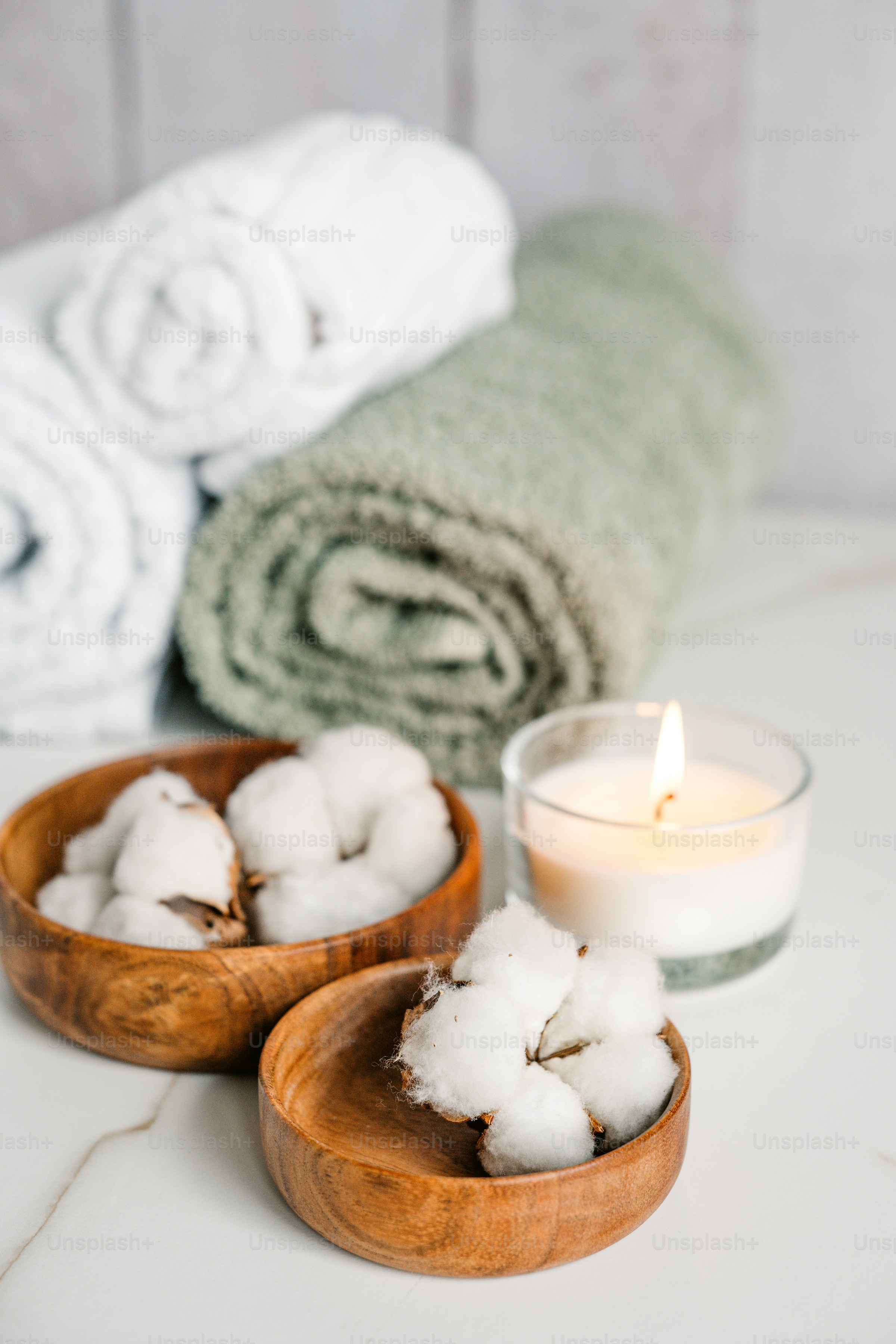 Spa candles and flowers